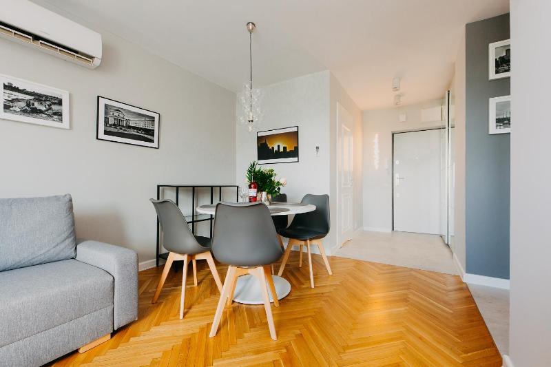 Apartment image 3