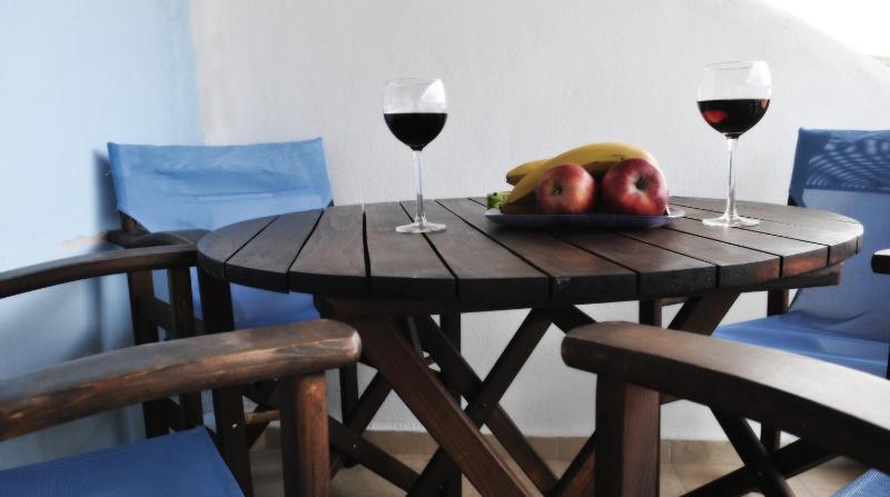 Studio (3 Adults) image 2