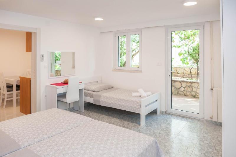 Standard Apartment image 3