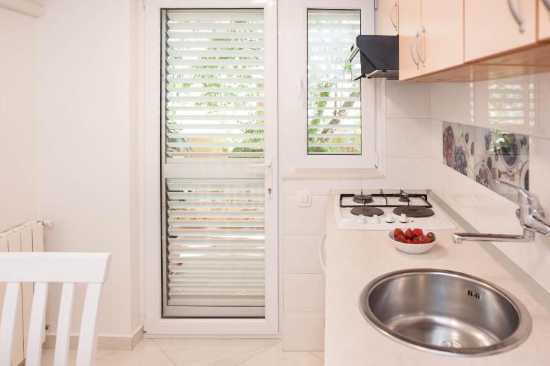 Standard Apartment image 4