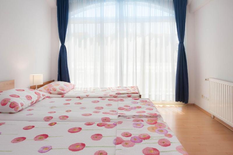 Apartment with Sea View image 4