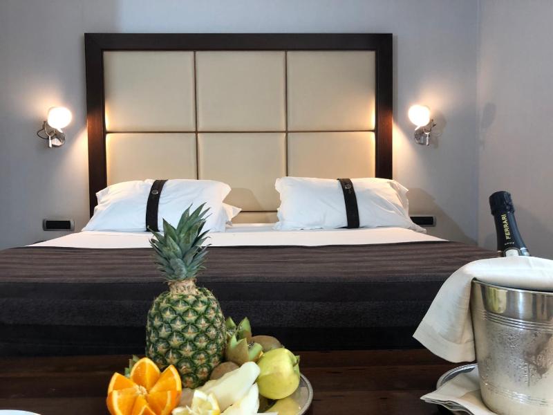 Suite image 3