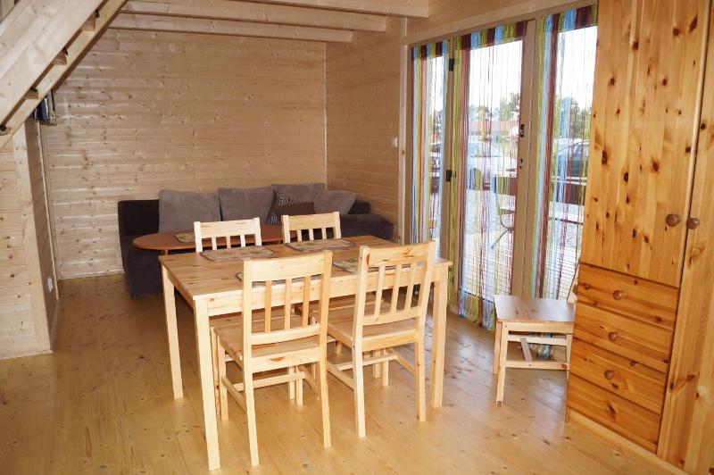 Bungalow image 1