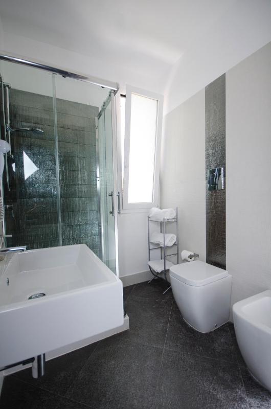 Deluxe Apartment image 3