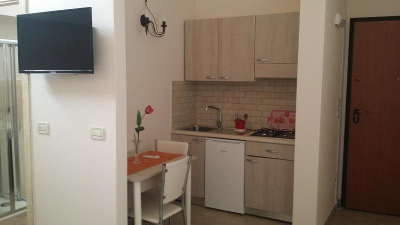 Quadruple Room with Private Bathroom image 3