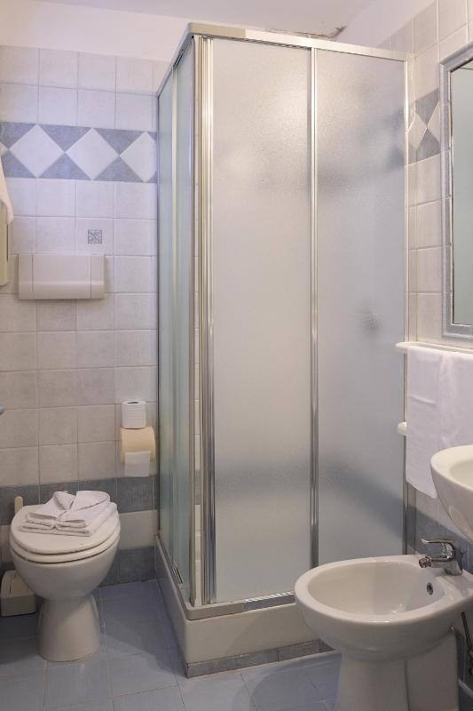 Economy Single Room with shower image 2