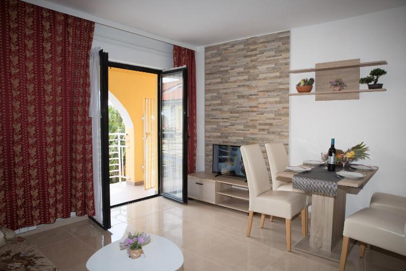 One Bedroom Apartment (2 Adults) image 1