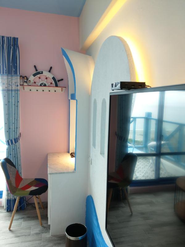 White Mediterranean - image 21