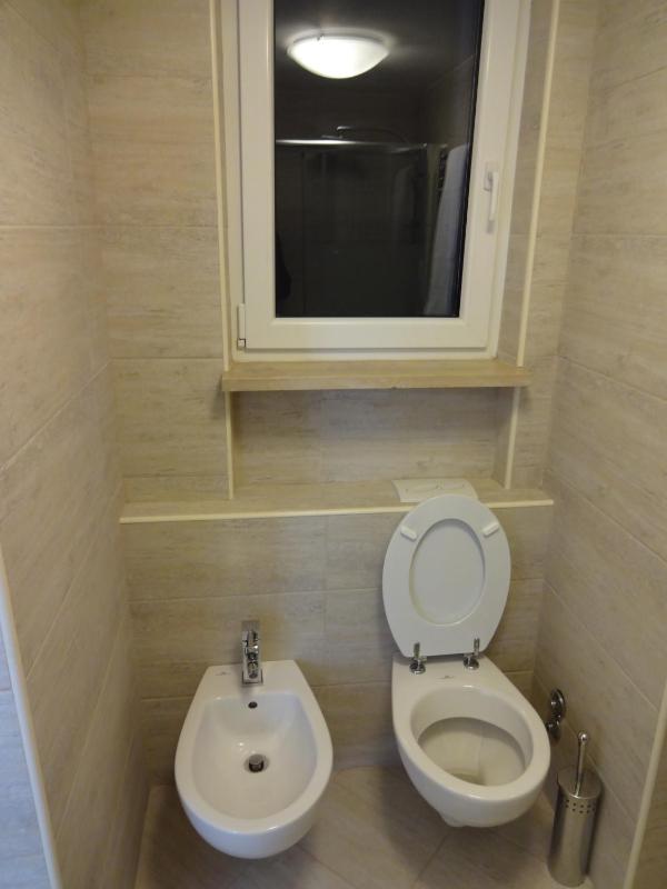 One-Bedroom Apartment image 2