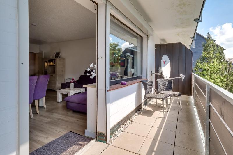 Apartment with Balcony (4p) image 2