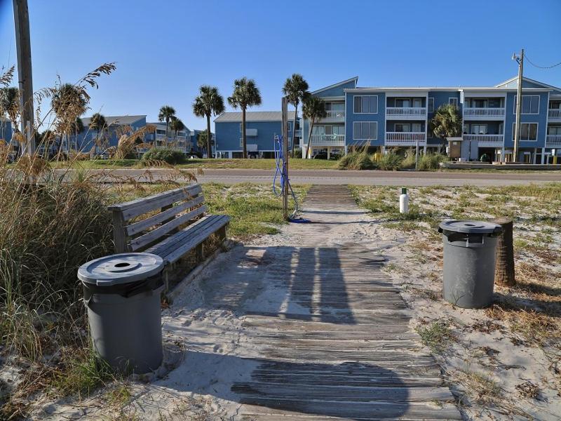 Two-Bedroom Apartment image 4