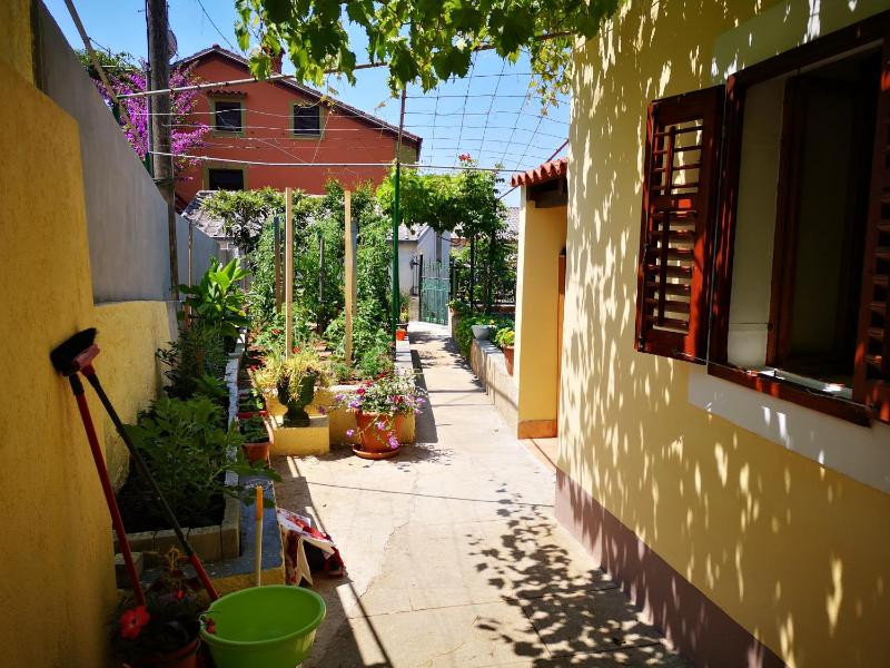 Apartment Zelina - image 9