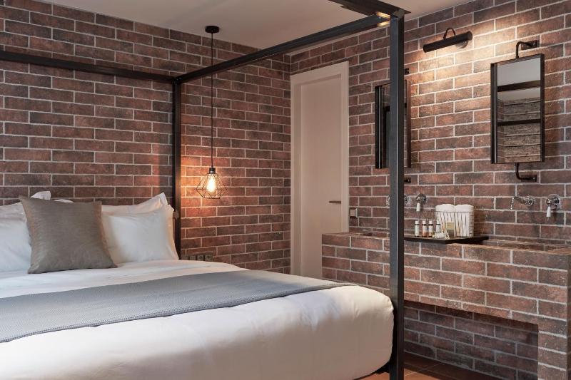 Junior Suite image 2