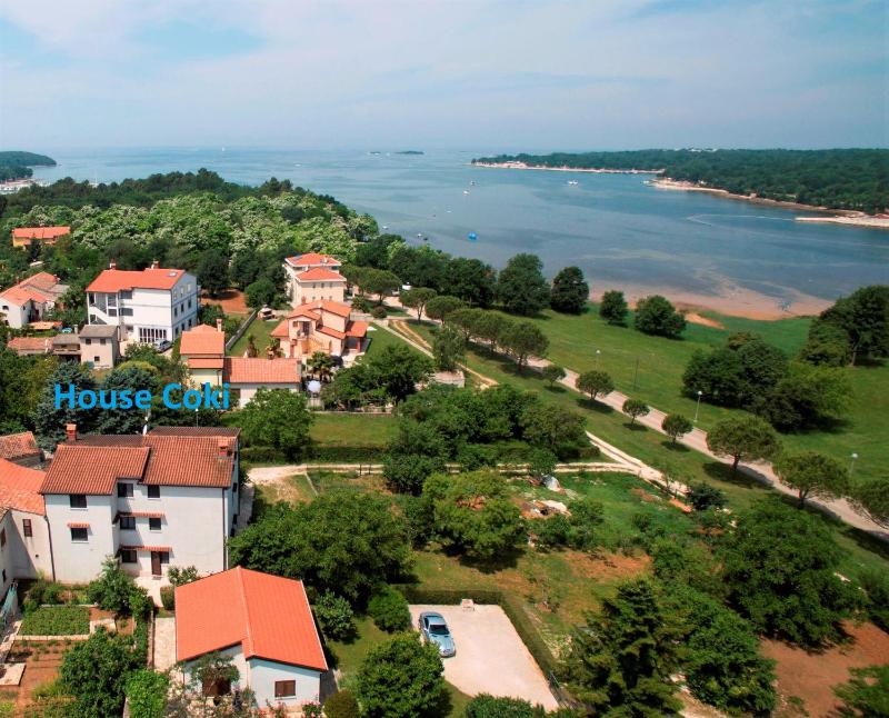 Two Bedroom Apartment with Balcony and Sea View image 2