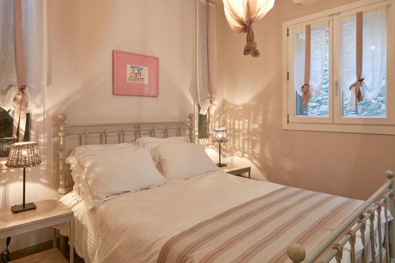 Three-Bedroom Villa with Sea View (8 Adults, 150m2) image 2
