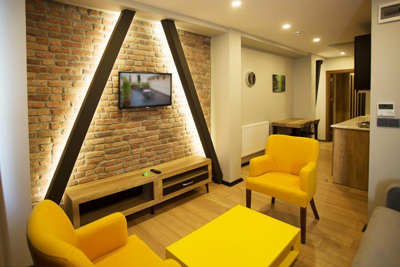 Apartment with Balcony image 3