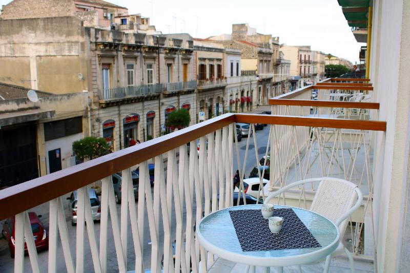 Superior Studio with Balcony image 2