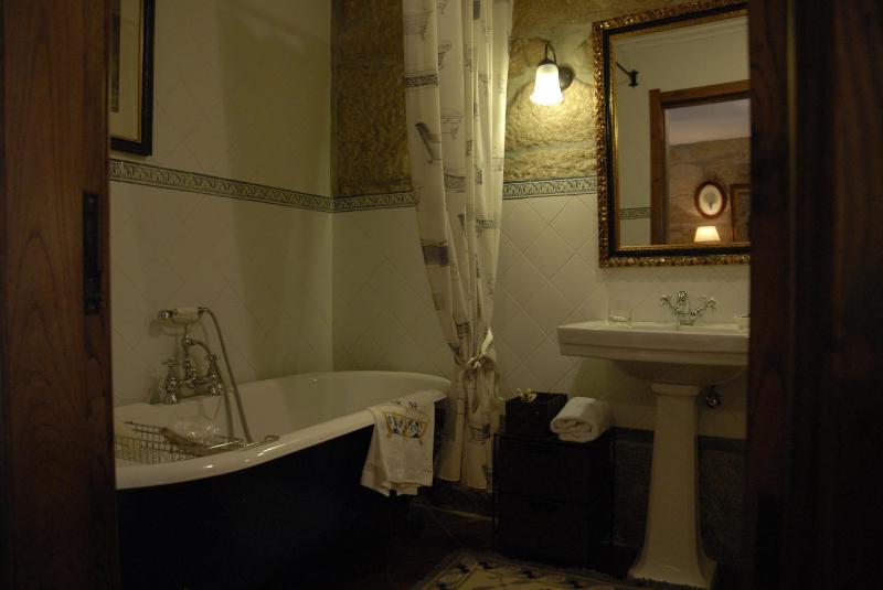 Double Room image 2