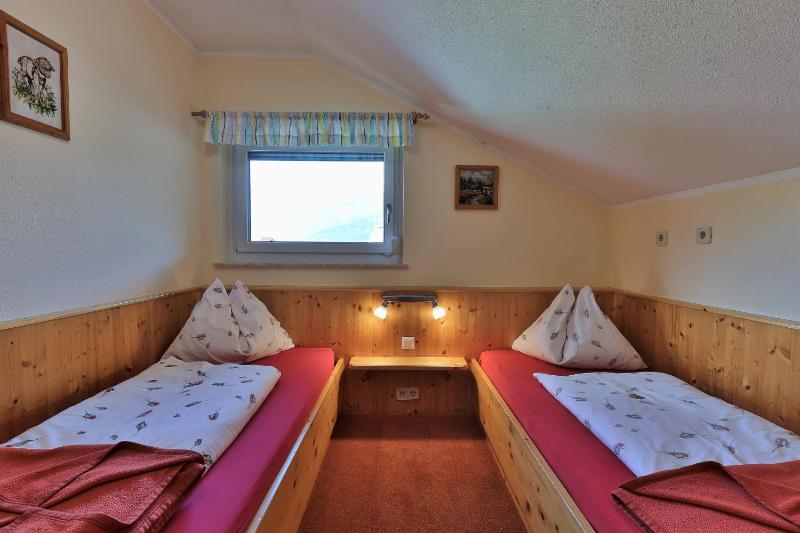 Three-Bedroom Apartment - Annex image 3
