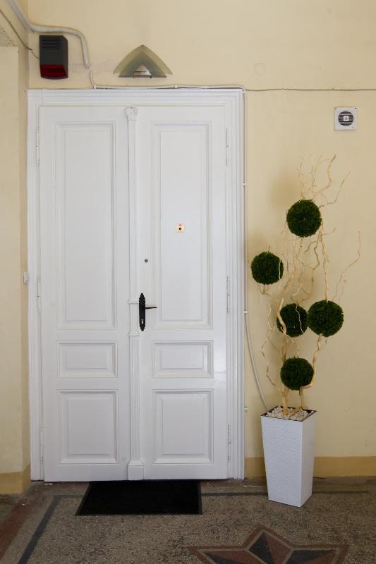 Apartment image 4