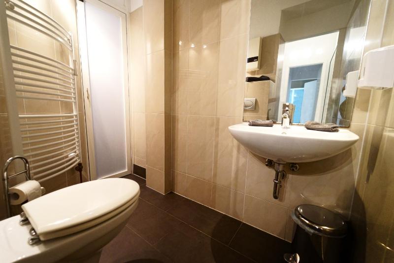 Superior Apartment image 3