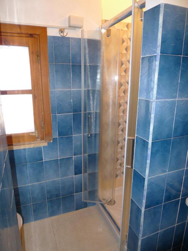 Quadruple Room image 4