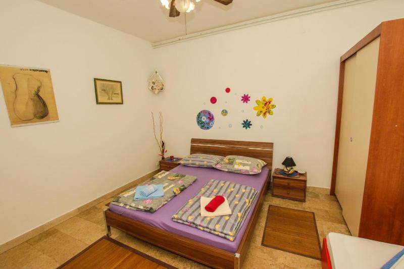 One-Bedroom Apartment with Patio image 3