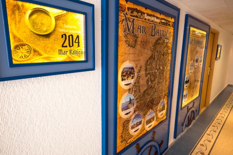 Thematic Room  (2 Adults + 2 Children) image 1