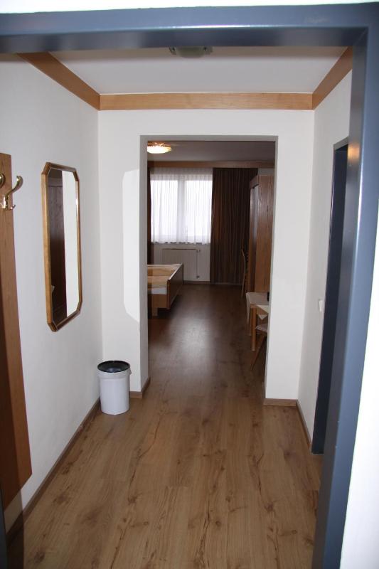 Quadruple Room image 2