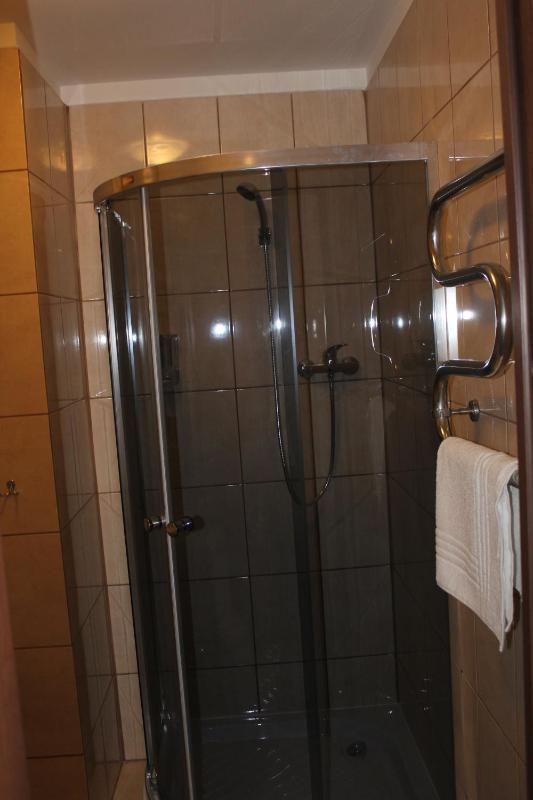 Quadruple Room with Private Bathroom image 3
