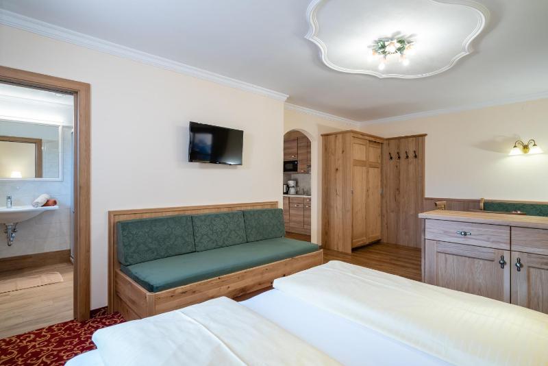 Apartment image 4