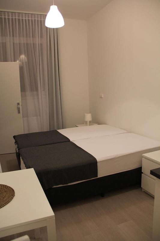 Studio Apartment image 2