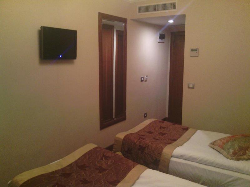 Hotel Linda - image 12
