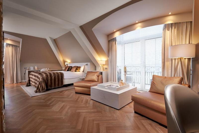 Sunrise Suite image 1