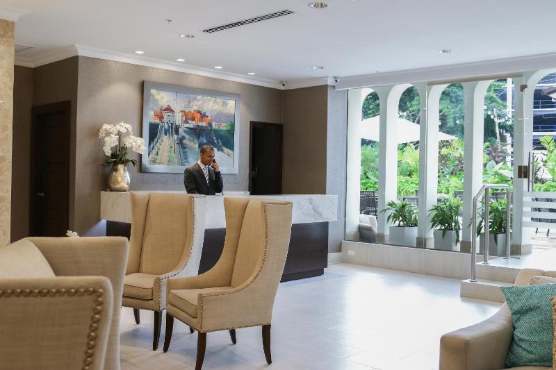 The Executive Hotel - image 4