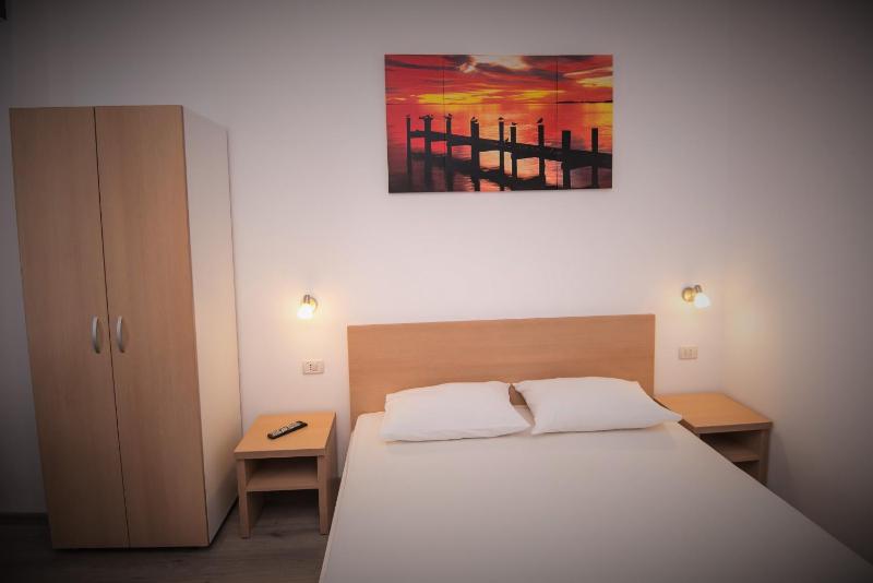 EfoRooms - Apartamente si Camere moderne - image 36