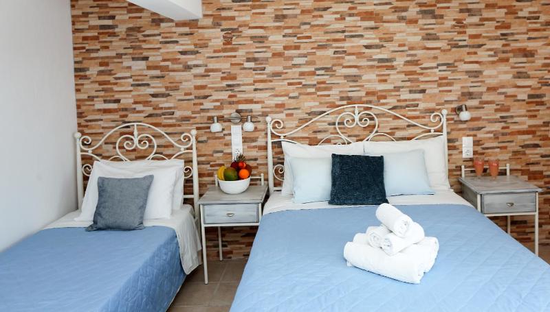 Triple Room image 4
