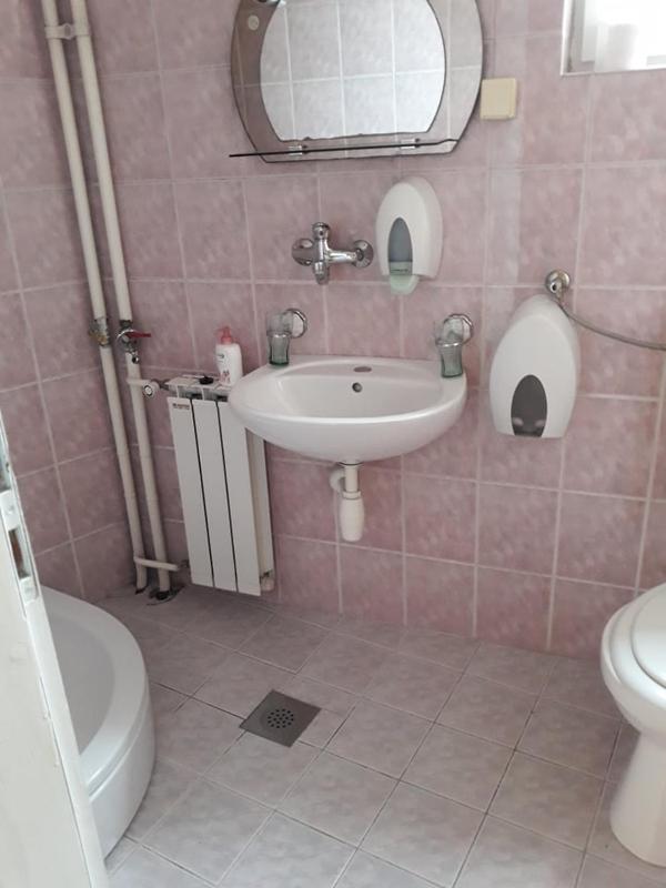 Triple Room with Private Bathroom image 2