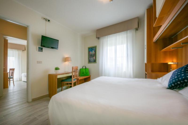 Hotel Verona - image 38