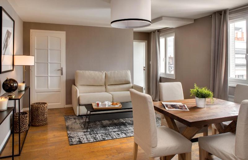 Apartment image 4