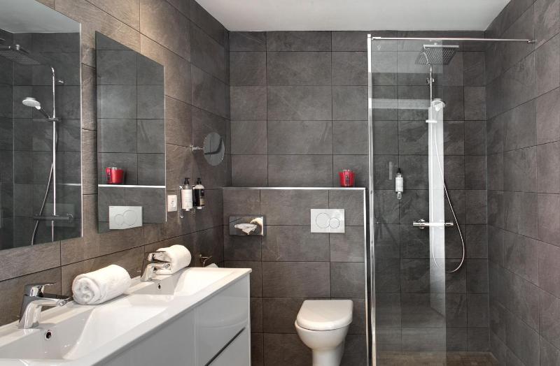 Apartment image 2