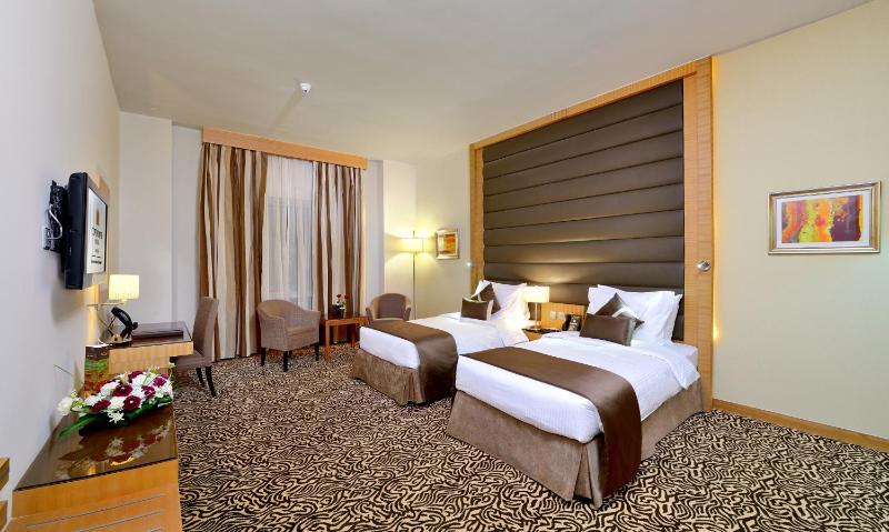 Superior Twin Room with 30% Discount in F&B image 3