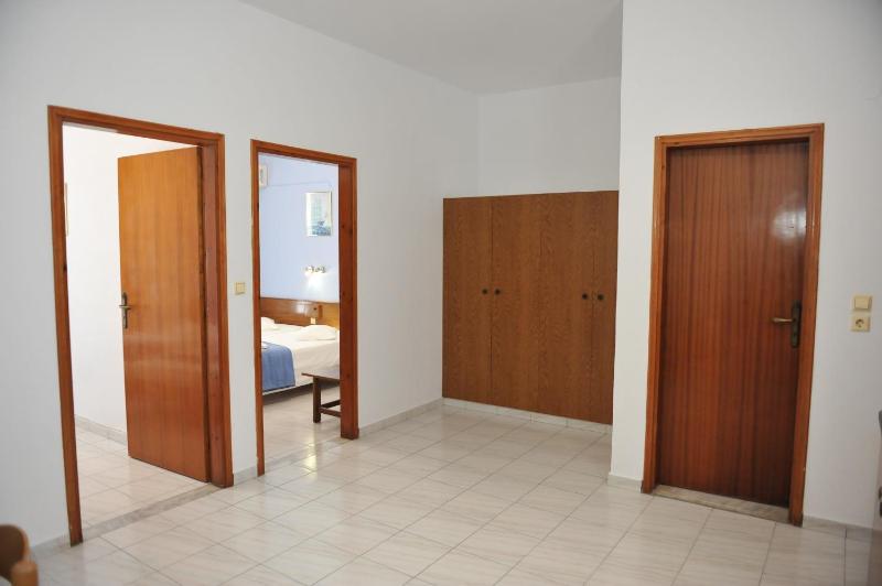 Family Room image 1