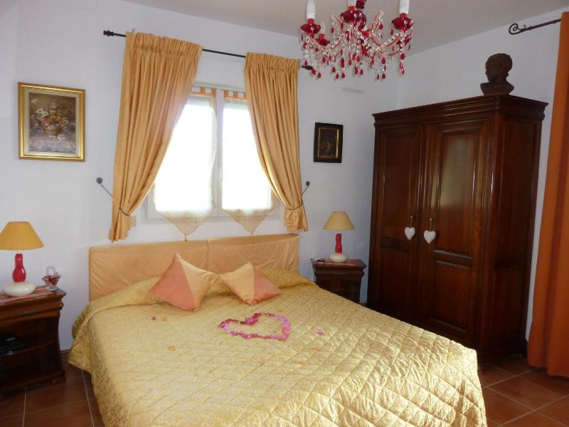 Suite with Sea View image 2
