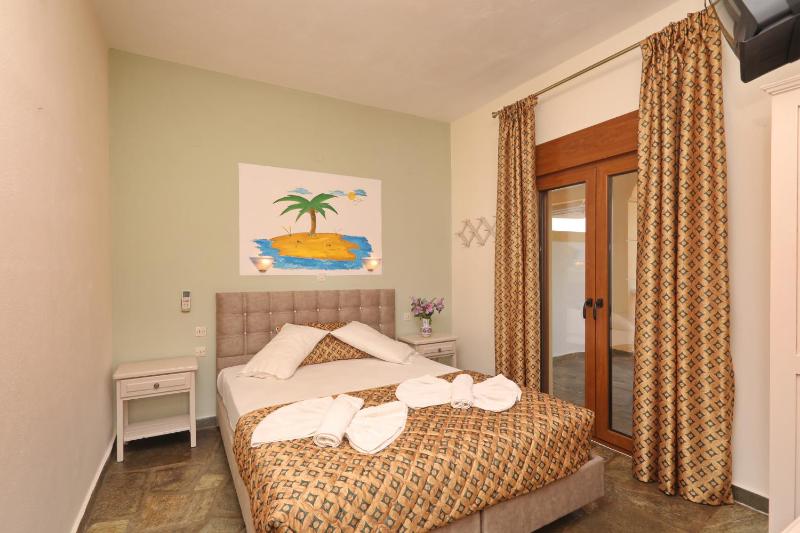 Two-Bedroom Apartment with Sea View image 2