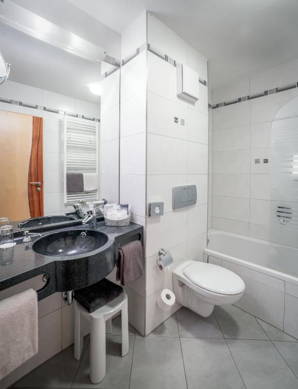 Luxury Double Room image 2