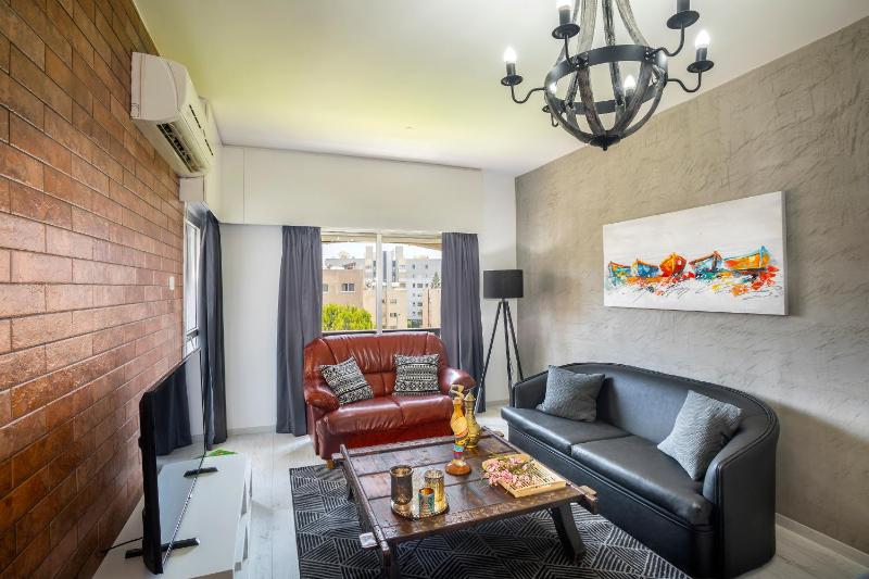 Castle Holiday Apartments - image 5
