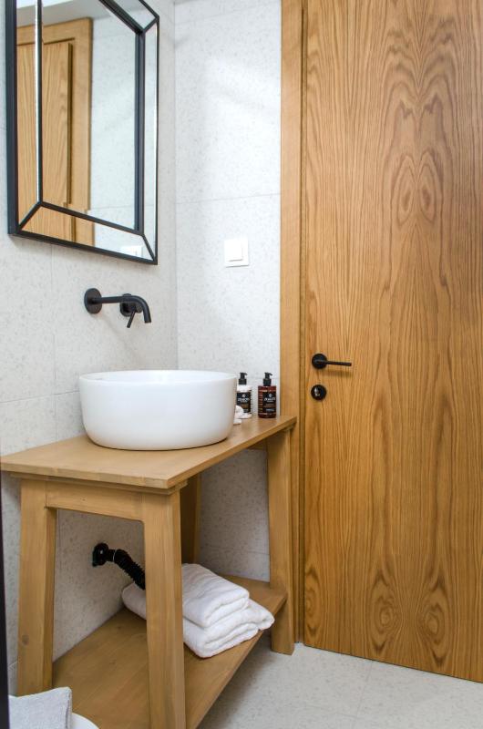Suite with Balcony image 3