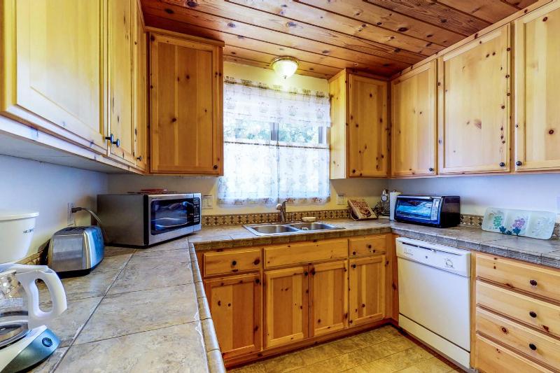 Two Bedroom House image 2