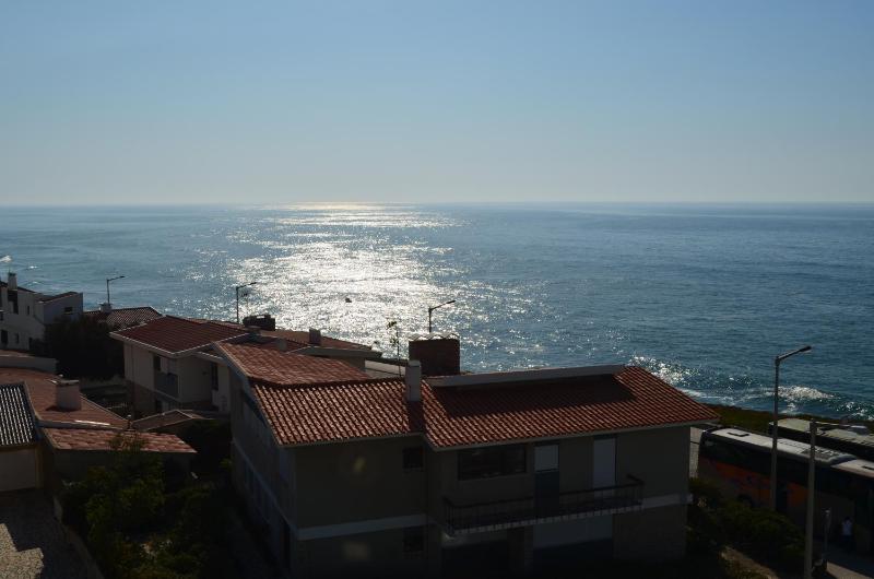 Double Room with Partial Sea View image 2